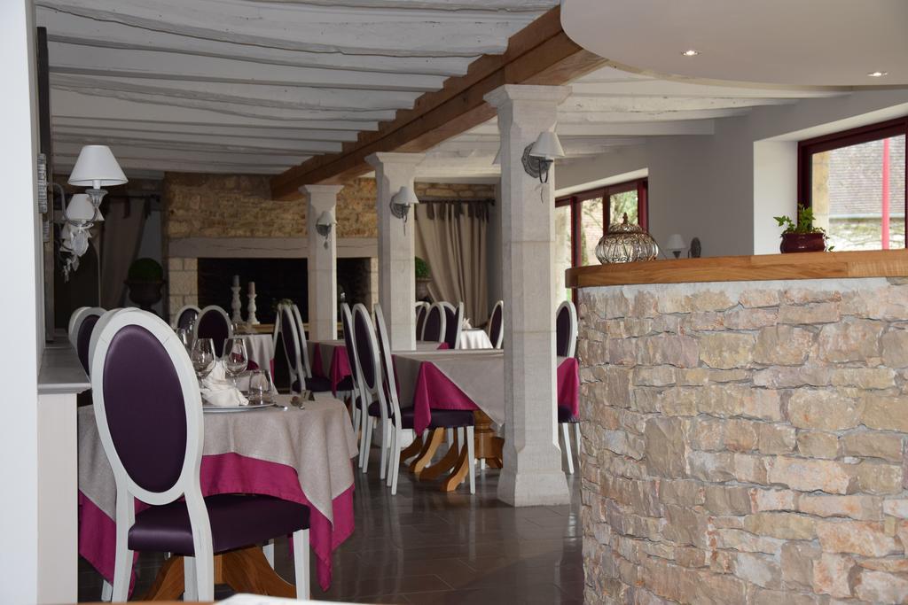 Le Petit Relais Hotell Calès Exteriör bild